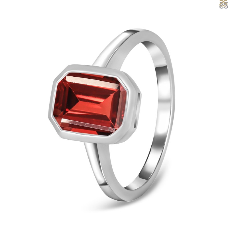Sterling Silver Gold Plated Natural Garnet Single Stone Ring | Jewelpin